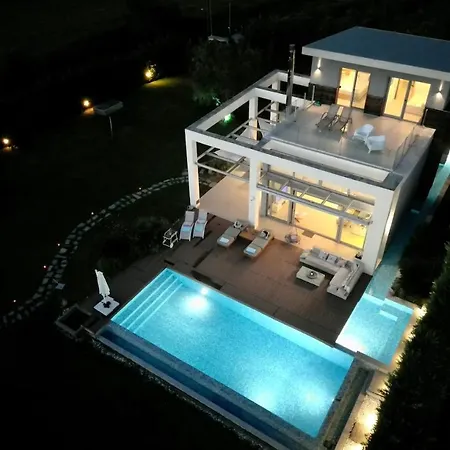 Island Sani Sea View 빌라 *